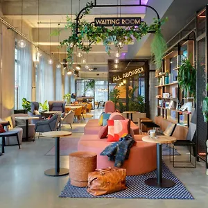 Moxy Ostbahnhof **** Berlim